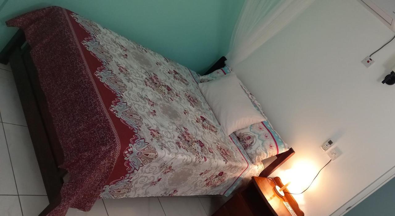 Cozy Vacation Retreat With Free Parking Apartment Roseau Ngoại thất bức ảnh